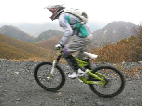 ɽ�س�Խ��Խ����